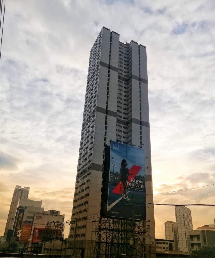 Aparthotel Ronz Deca Hills à Mandaluyong Extérieur photo